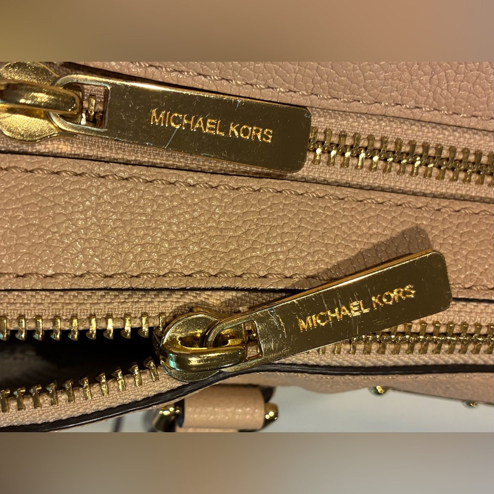Michael Kors Double Zip Satchel  Crossbody And Double Handle Beige - Picture 4 of 16